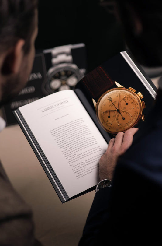 "Mężczyzna i Jego Zegarek" - Książka o zegarkach w wersji papierowej Matt Hranek