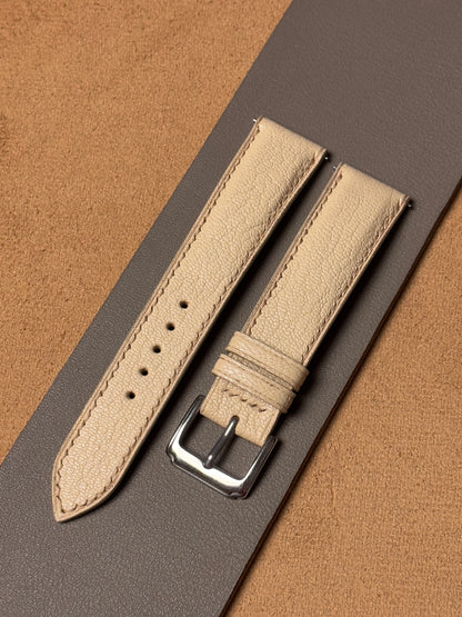 Ręcznie robiony pasek ze skóry koziej - beżowy