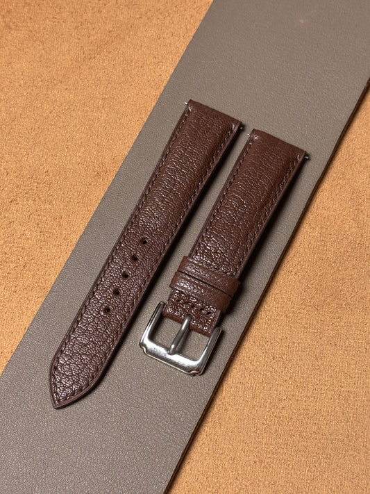 Ręcznie robiony pasek ze skóry koziej - ciemnobrązowy