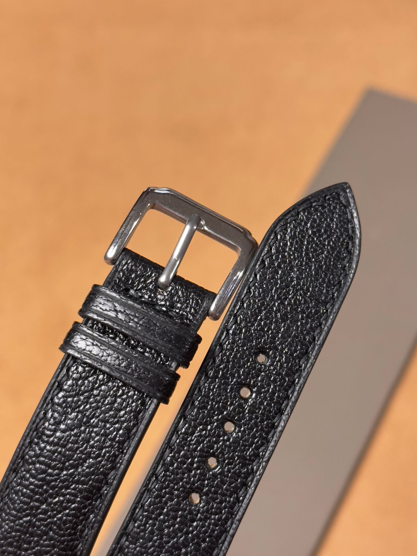 Ręcznie robiony pasek ze skóry koziej - czarny