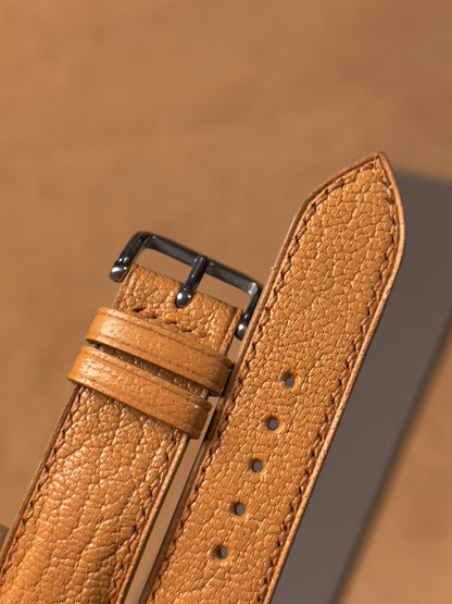 Ręcznie robiony pasek ze skóry koziej - brązowy