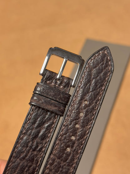 Ręcznie robiony pasek z skóry rekina - brązowy