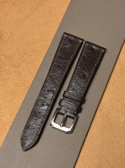 Ręcznie robiony pasek z skóry strusia - ciemnobrązowy