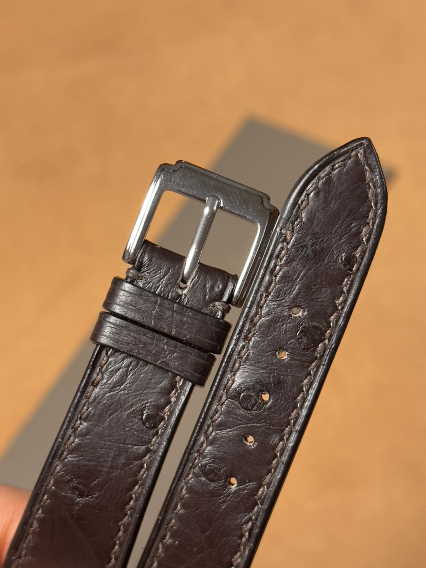 Ręcznie robiony pasek z skóry strusia - ciemnobrązowy