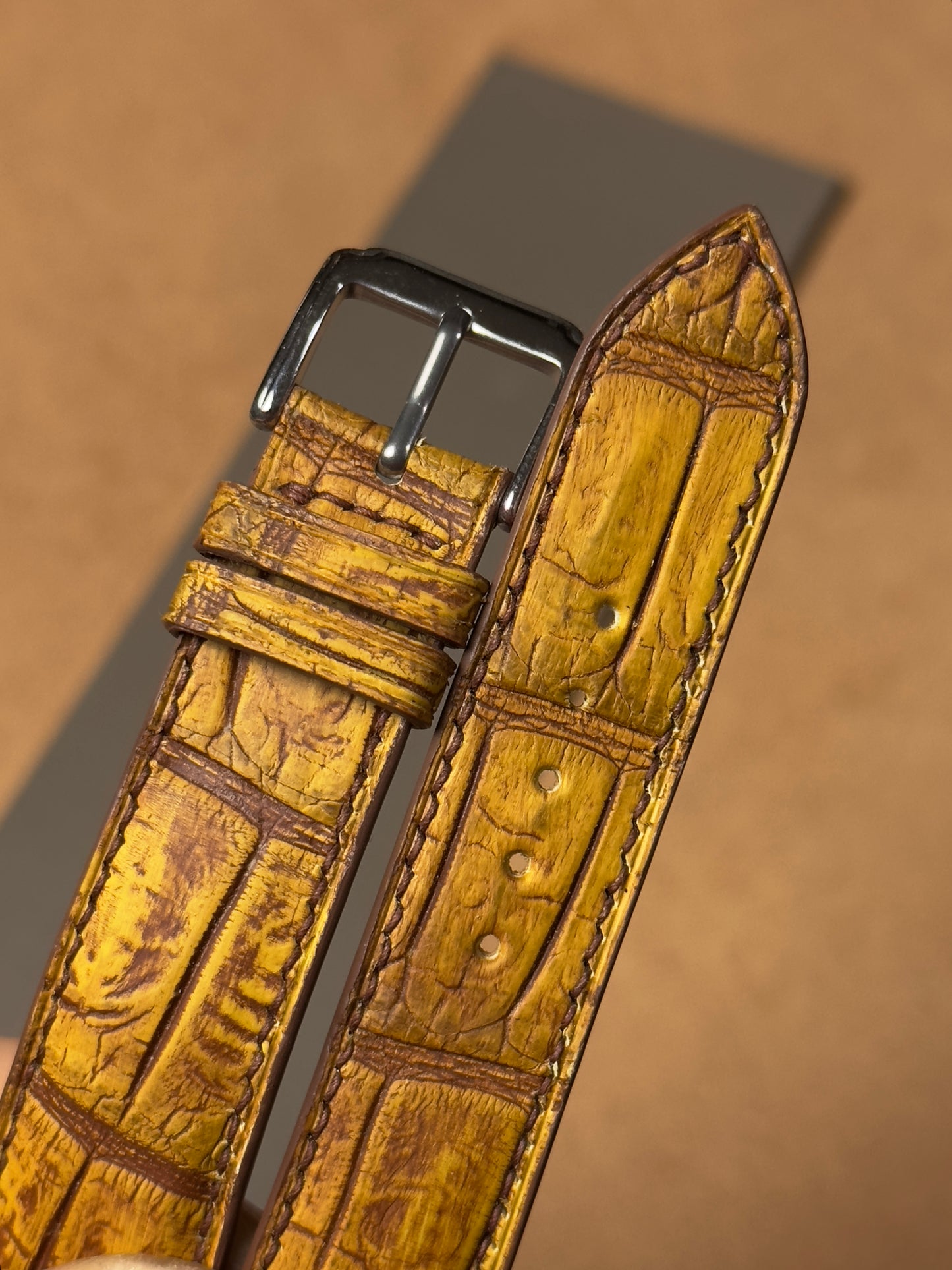 Ręcznie robiony pasek ze skóry krokodyla - two-tone brązowy