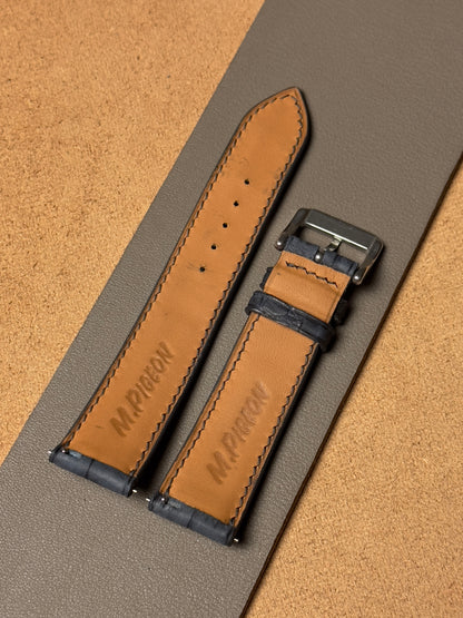 Ręcznie robiony pasek ze skóry krokodyla - ciemnoszary nubuk