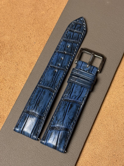 Ręcznie robiony pasek ze skóry krokodyla - two-tone granatowy