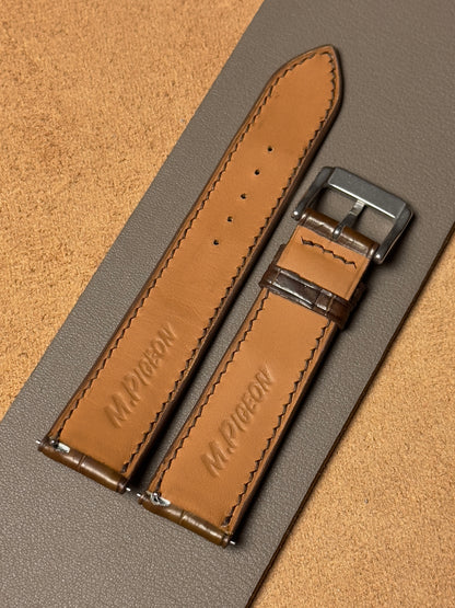 Ręcznie robiony pasek ze skóry krokodyla - brązowy (połysk)