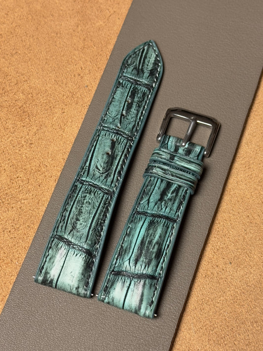 Ręcznie robiony pasek ze skóry krokodyla - zielono-czarny