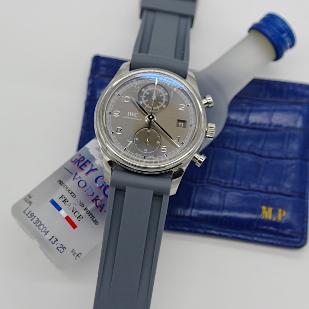 22mm Grey Rubber Strap - Tempomat Madrid