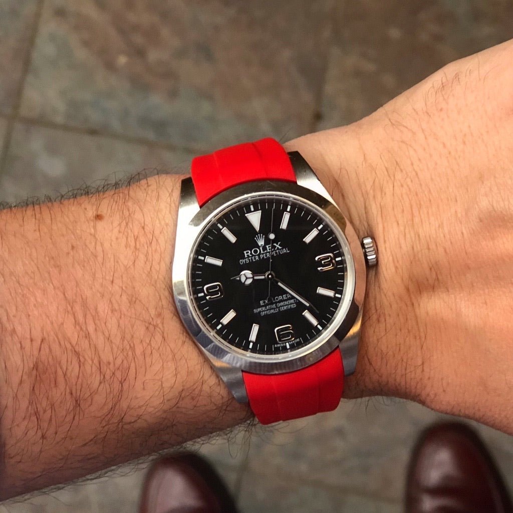 20mm Curved Ended Red Rubber Strap - Tempomat Madrid