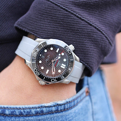 20mm Curved Ended Grey Rubber Strap - Tempomat Madrid