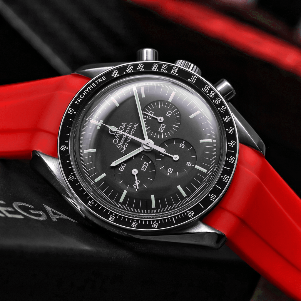 20mm Curved Ended Red Rubber Strap - Tempomat Madrid